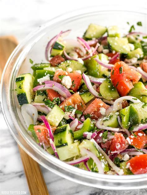 Ces salades peuvent être froides ou chaudes. Super Fresh Cucumber Salad | Recette (avec images ...