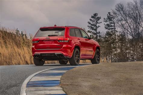 Jeep Grand Cherokee Trackhawk Is A 527kw Supercharged V8 Bruiser