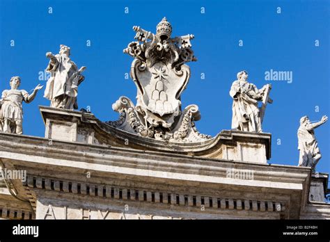 Escudo De La Ciudad Del Vaticano Fotografías E Imágenes De Alta