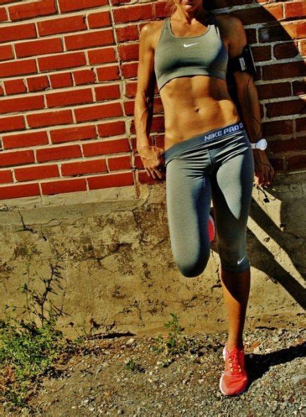 Slim Fit Female Jogging Pictures Photos And Images For Facebook Tumblr Pinterest And Twitter