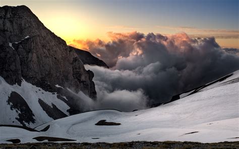 Download Wallpaper Sunset Snow Mountains Super Landscape 3840x2400