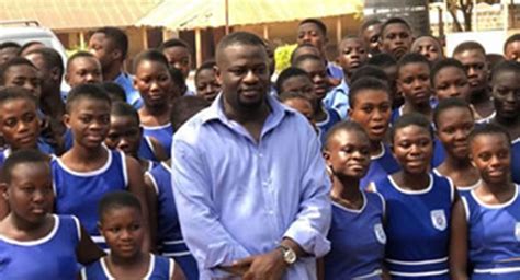 Nsawam Adoagyiri Mp Donates Books To Deprive Schools Ghana Mps