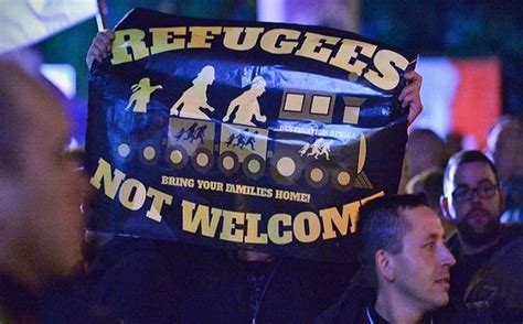 ألمانيا القضاء بسجن متطرفين يمينيين بتهمة الإعتداء على لاجئين شبكة بلجيكا 24 الإخبارية