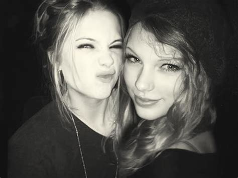 Ashley Benson And Taylor Swift Selfie