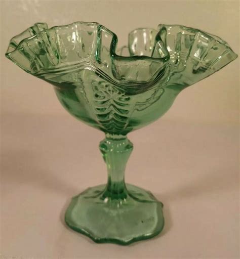 vintage fenton green feather art glass ruffled pedestal compote candy dish ebay star shaped