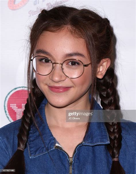 Actress Anna Cathcart Attends Ysbnow Holiday Dinner And Toy Drive At News Photo Getty Images