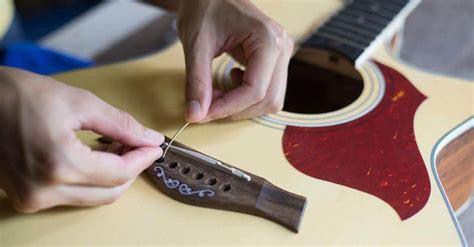 How To Restring A Guitar Without A String Winder Girounde