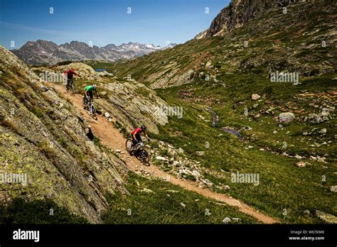 Alpe Dhuez France Summer Hi Res Stock Photography And Images Alamy