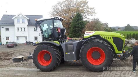 Used Claas Xerion 5000 Trac Vc Tractors Year 2017 For Sale Mascus Usa