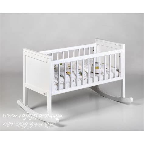 Manfaat ayunan untuk bayi · membuat bayi merasa nyaman. Tempat Tidur Ayunan Bayi Minimalis - rajajepara.com