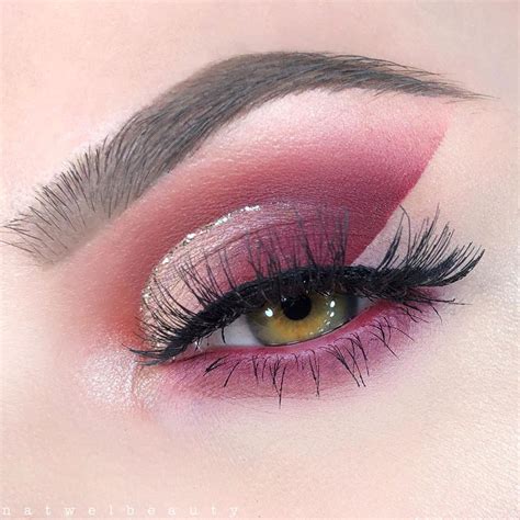 Updated 48 Enticing Pink Eyeshadow Looks August 2020