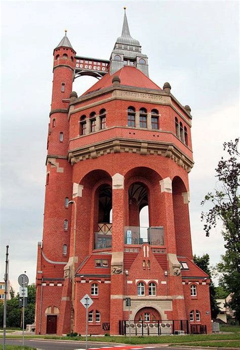 The World Geography 14 Unique Water Towers From Around The World