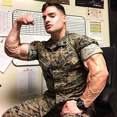 sexy military men hot army men professions men s uniforms hairy muscle men hunks men gym