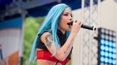 Halsey Performs On The Today Plaza To Start Your Weekend Off Right