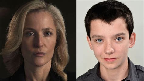 sex education asa butterfield e gillian anderson protagonistas da nova série netflix