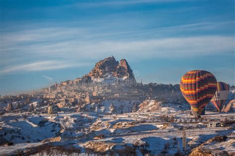 Editorial Goreme Hot Air Balloons Editorial Image Image Of Cave