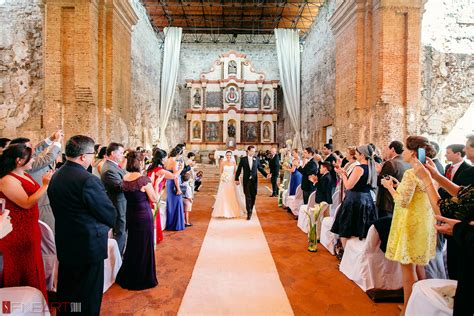 Destination Wedding At Antigua Guatemala Photographer Fineart Studio