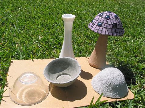 Concrete Mushroom | This type was made over a glass bowl (co… | Flickr