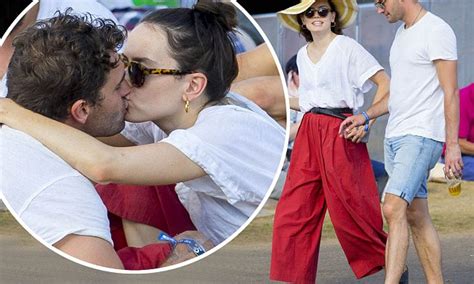 Daisy Ridley Shares A Kiss With Babefriend Tom Bateman At BST Festival