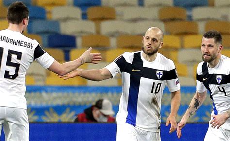 Ở euro 2016, ba lan thể hiện phong độ xuất sắc và họ chỉ thua bên phía đội tuyển slovakia, hamsik là thủ lĩnh không thể thay thế suốt 10 năm qua. EURO 2020: Đội tuyển Phần Lan hy vọng về một 'bữa đại tiệc ...