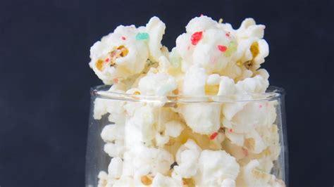 How To Make Perfect Popcorn Without A Microwave Bon Appétit
