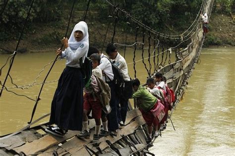 Amazing Photos Ahoy Here Are The 10 Most Dangerous Journeys To Schools