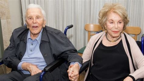 Anne Douglas Wife Of Kirk Douglas Dies At 102 Kik Fm 1007