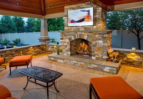 11 Of The Hottest Fire Pit And Outdoor Fireplace Ideas And