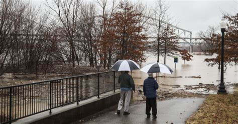 Louisville Weather Overnight Rain Brings Floods Thursday