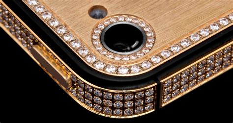 Million Dollar Iphone 5 Appears Diamond Encrusted And In 24 Carat Gold