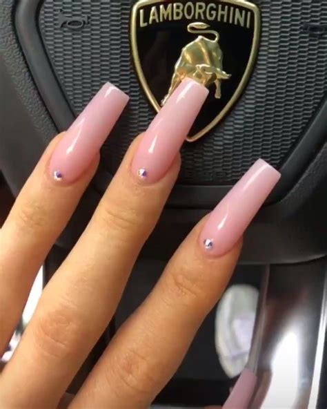 Kylie Jenner Nails On Instagram “pink Nails With Crystals Couldve