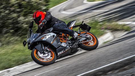 Ktm rc 200 is a sports bike available at a price of rs. KTM RC 200 2014 STD - Price, Mileage, Reviews ...