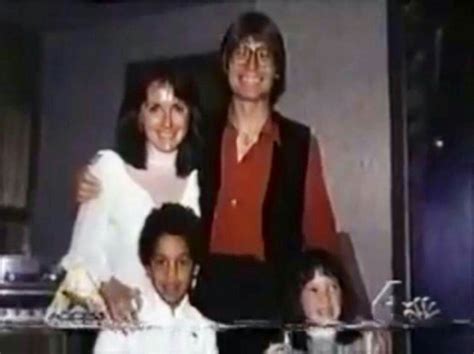 John Denver With Wife Annie Martell And Their Children Zachary And