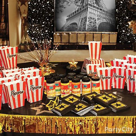 Real vintage letters are few and far between, but with the help of this tutorial you can make your own! Red Carpet Hollywood Theme Party Ideas | Party City