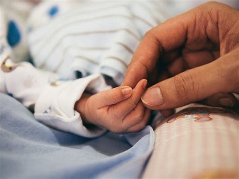 Cómo Cuidar A Un Bebé Prematuro De 5 Meses Madres Hoy