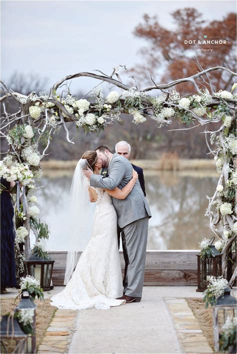 Beautiful Rustic Chic Wedding At Thistle Springs Ranch In Cleburne Tx