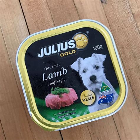 Need recommendations on a low calorie training treat? Gourmet Lamb Dog Food - Aldi Mum