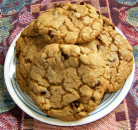 Add the flour into the creamed mixture and fold in the chocolate chips. Tanya Herb's Best Ever Chocolate Chip Cookies - Lulu's ...
