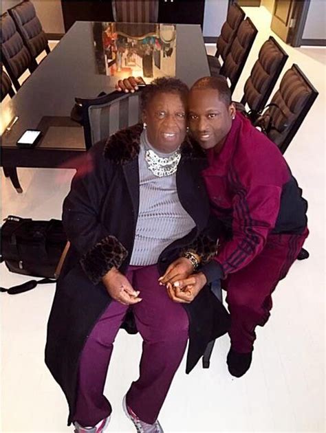 Johnny Gill With His Mother Celebrity Families Celebrity Couples