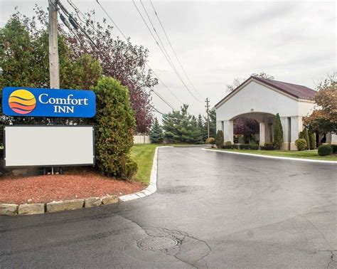 Comfort Inn 31 Photos And 25 Reviews Hotels 5425 Clarkins Drive
