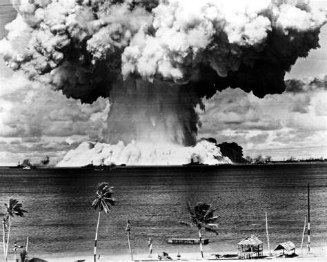 Atomic Bomb Test 1946 Namerican Atomic Bomb Test At Bikini Atoll In The Pacific Ocean 1946