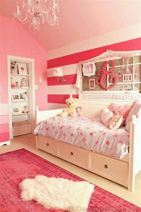 Little Girl Room Decorating Idea