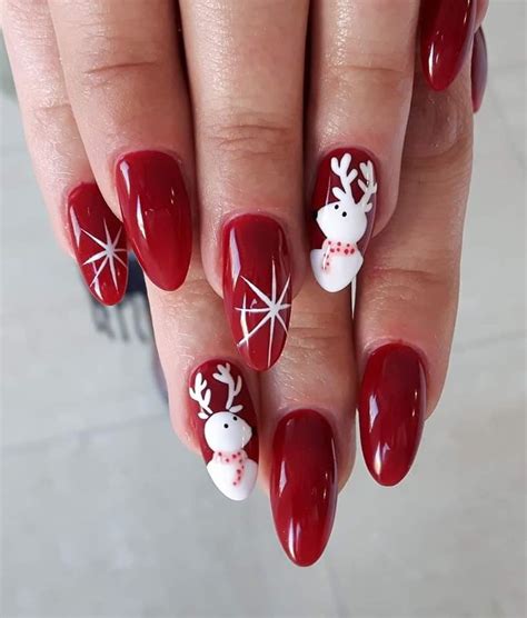 Top 7 Christmas Winter Nail Design Ideas
