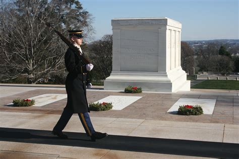 Army Rn Arlington National Cemetery And The Tomb Of The