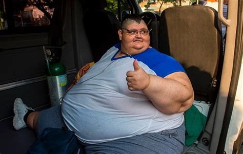 Homem mais gordo do Mundo vence a Covid Mundo Correio da Manhã