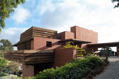 Frank Lloyd Wright Home In Los Angeles Is Up For Auction