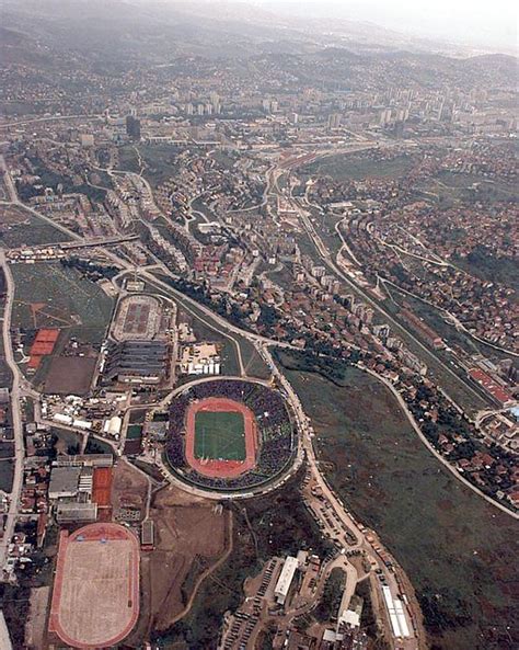 Feyenoord voetbalt in de tweede voorronde van het nieuwe europese toernooi in de conference league tegen fk decic of fc drita, respectievelijk afkomstig uit. KOSOVO EN ZETRA stadion in SARAJEVO vally | Bosnian ...