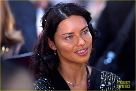 Adriana Lima Is Retiring From Victorias Secret Says Goodbye Ahead Of