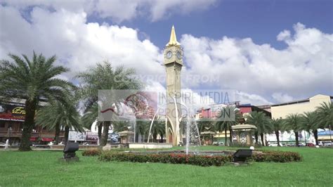The kampung laut mosque in kota bharu for instance was built without a single nail. Time Lapse Kota Bharu - YouTube