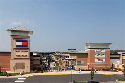 About St Louis Premium Outlets A Shopping Center In Chesterfield
